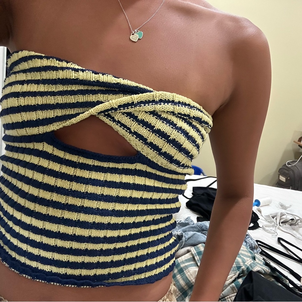 Yellow and blue striped knit strapless front twisted top